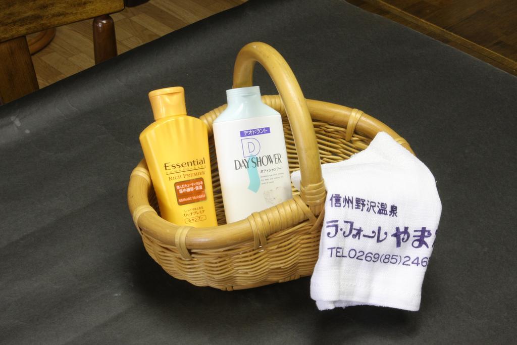 Lafore Yamane Nozawaonsen Bagian luar foto